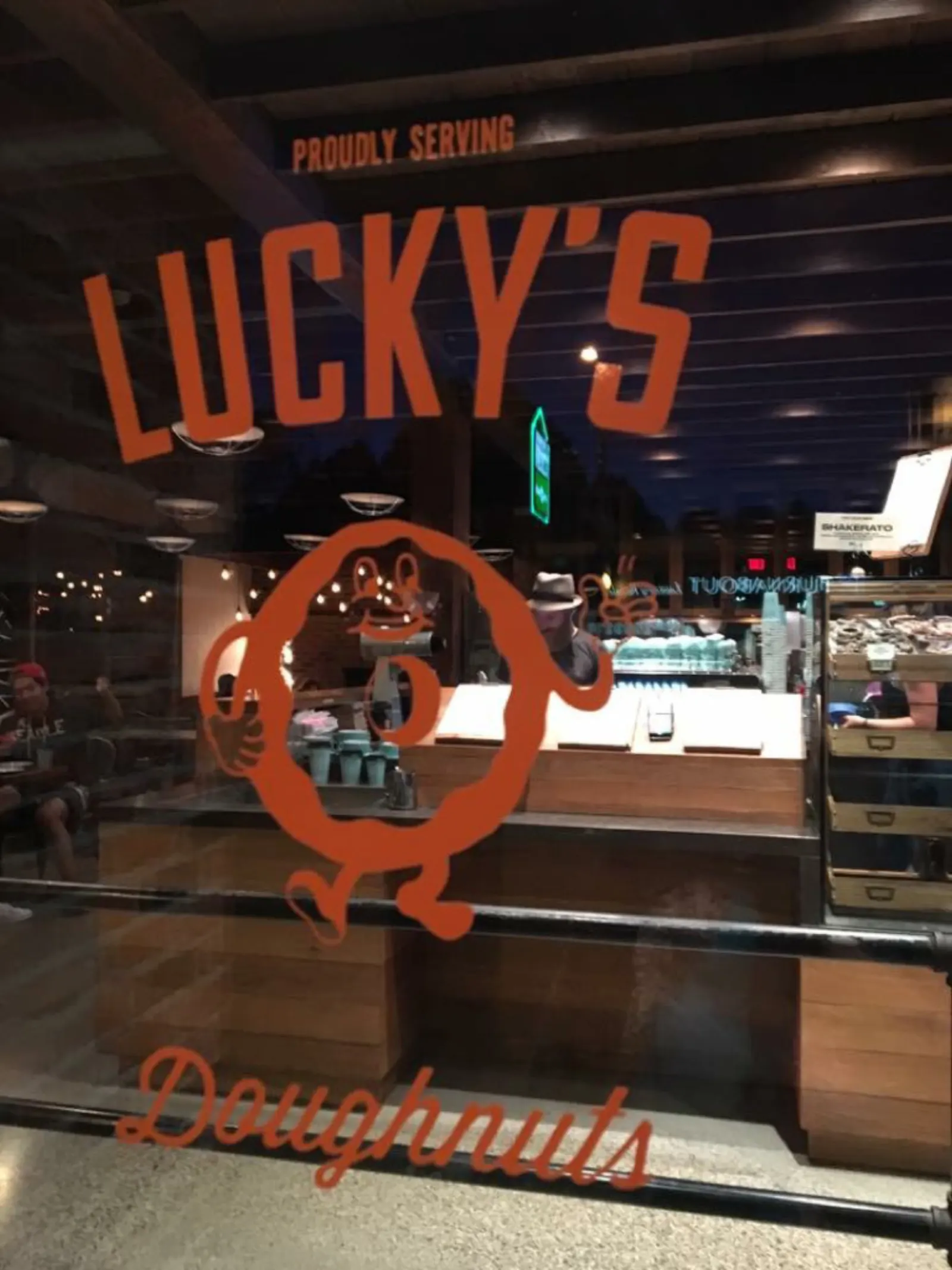 溫哥華之旅 Lucky’s Doughynts-Day 3