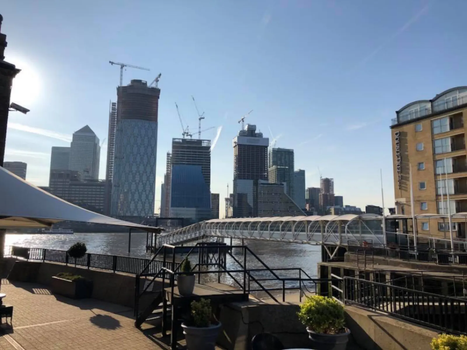 英國之旅～美麗飯店港口的早晨DoubleTree by Hilton照片 1